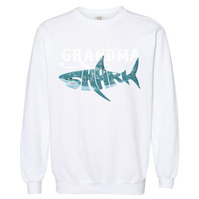 Funny Grandma Shark Family Matching Shark Lover Ocean Animal Gift Garment-Dyed Sweatshirt