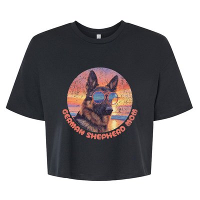 Funny German Shepherd Mom GSD Schäferhund Mom Mama Bella+Canvas Jersey Crop Tee