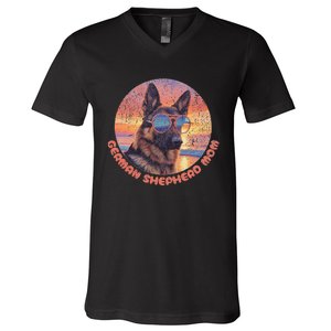 Funny German Shepherd Mom GSD Schäferhund Mom Mama V-Neck T-Shirt