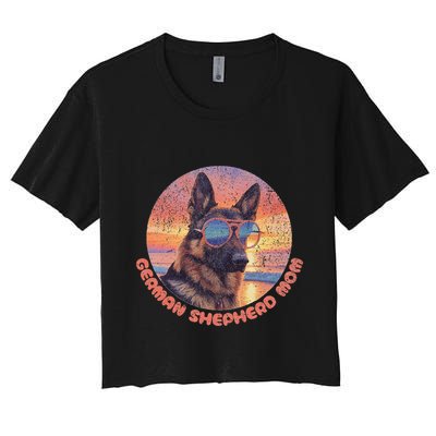 Funny German Shepherd Mom GSD Schäferhund Mom Mama Women's Crop Top Tee