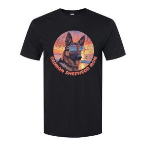 Funny German Shepherd Mom GSD Schäferhund Mom Mama Softstyle CVC T-Shirt