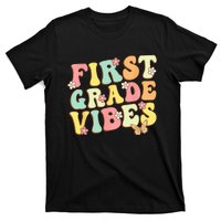 First Grade Vibes Hello Team 1st Grade Teacher Retro T-Shirt