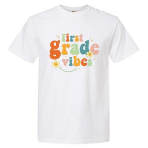 First Grade Vibes 1st Grade Team Retro 1st Day Of School Gift Garment-Dyed Heavyweight T-Shirt