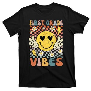 First Grade Vibes 1st Grade Retro Teacher 1st Day of School T-Shirt