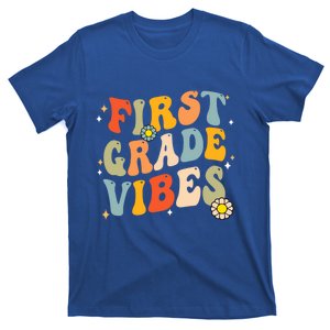 First Grade Vibes Retro Back To School Teacher 1St Grade Fun Cute Gift T-Shirt