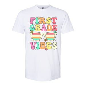 First Grade Vibes Retro Sunglasses Back To School Cool Gift Softstyle CVC T-Shirt