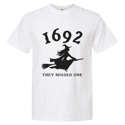 Funny Halloween 1692 They Missed One Salem Witch Garment-Dyed Heavyweight T-Shirt