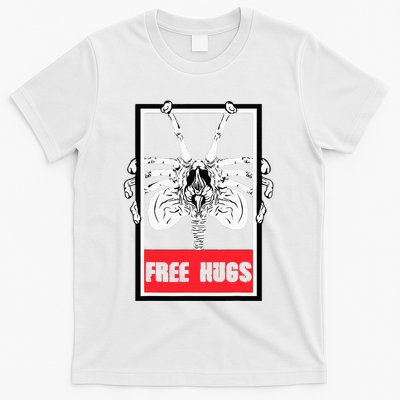 Free Hugs Alien Sci Fi Valentines T-Shirt