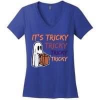 Funny Halloween Boo ItS Tricky Tricky Tricky Gift Women's V-Neck T-Shirt