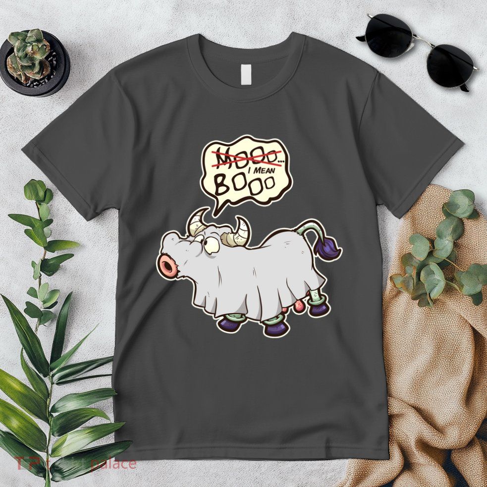 Funny Halloween Cow Moo I Mean Boo Premium T-Shirt