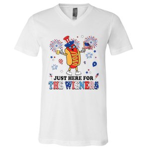 Fireworks Hot Dog I'm Just Here For The Wieners 4th Of July V-Neck T-Shirt