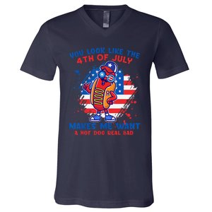 Funny Hot Dog Glasses Makes Me Want You Look Like 4th7 Day V-Neck T-Shirt