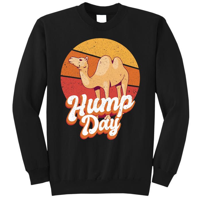 Funny Hump Day Camel Retro Vintage Camel Lovers Sweatshirt