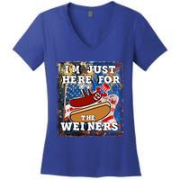 Funny Hot Dog Independence Day I’M Just Here For The Weiners Meaningful Gift Women's V-Neck T-Shirt