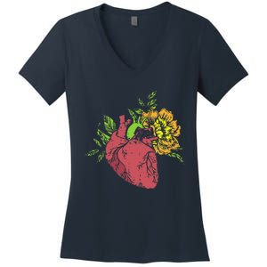 Floral Heart Earth Day Love Recycle Pro Environment Gift Women's V-Neck T-Shirt