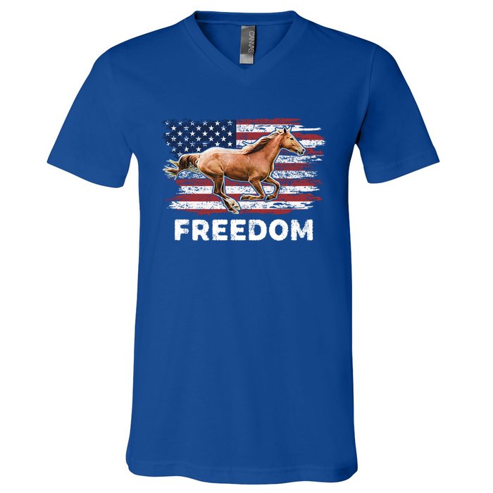 Freedom Horse Patriotic Horse American Flag Horseback Riding Great Gift V-Neck T-Shirt