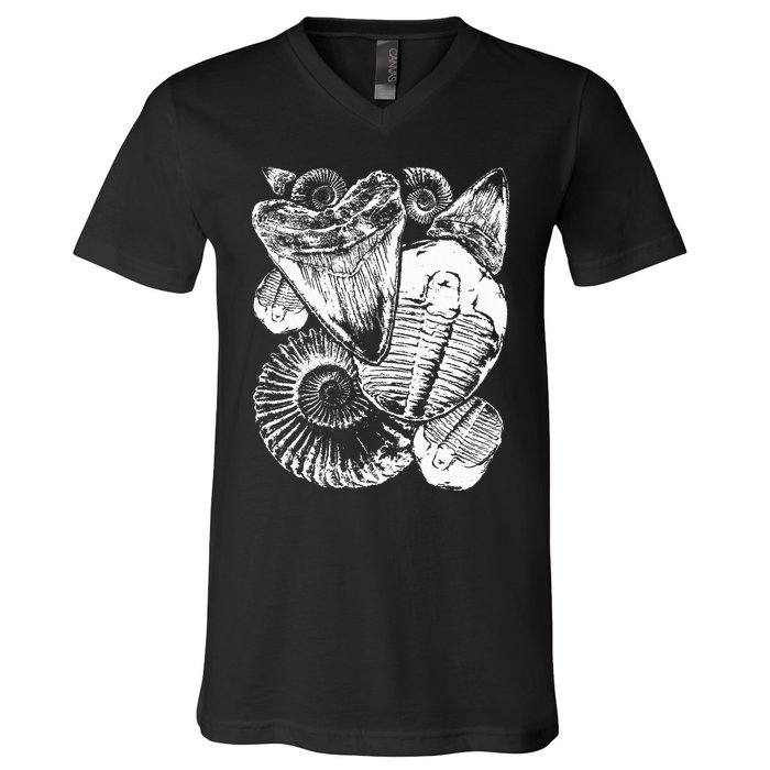 Fossil Hunter Paleontologist Fossil Hunting V-Neck T-Shirt