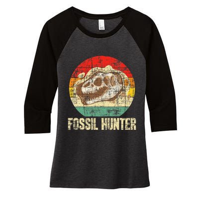 Fossil Hunter Retro Paleontologist Paleontology Women's Tri-Blend 3/4-Sleeve Raglan Shirt