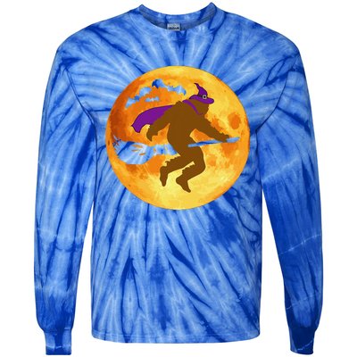 Funny Halloween Sasquatch Bigfoot Vintage Halloween Costume Tie-Dye Long Sleeve Shirt