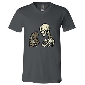 Funny Halloween Skull Skeleton Holding Cat Gift V-Neck T-Shirt