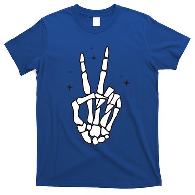 Funny Halloween Skeleton Peace Sign Funny Gift T-Shirt