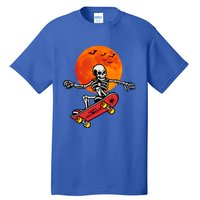 Funny Halloween Skeleton Playing On Skateboard Ghost Gift Tall T-Shirt