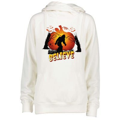 Funny Halloween Yowie Bigfoot Yeti Lover Sasquatch Believer Womens Funnel Neck Pullover Hood