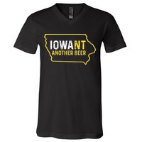 Funny Iowa Beer Distressed Iowa State Map V-Neck T-Shirt