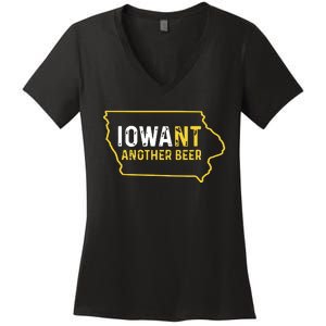 Funny Iowa Beer Distressed Iowa State Map Women's V-Neck T-Shirt