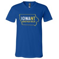 Funny Iowa Beer Distressed Iowa State Map V-Neck T-Shirt