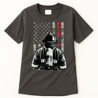 Fireman In Front Of American Flag Cool Firefighter Flag Tall T-Shirt