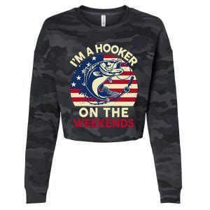 Fishingshirt IM Hooker On The Weekends Funny Bass Fish Dad Cropped Pullover Crew