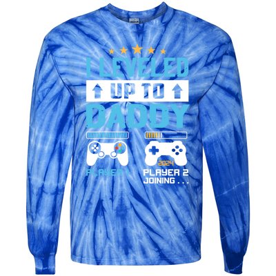 Funny I Leveled Up To Daddy 2024 Video Gamer Soon To Be Dad Gift Tie-Dye Long Sleeve Shirt