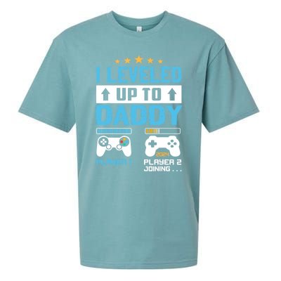 Funny I Leveled Up To Daddy 2024 Video Gamer Soon To Be Dad Gift Sueded Cloud Jersey T-Shirt