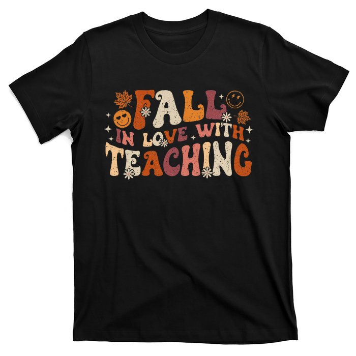 Fall In Love With Teaching Autum Thanksgiving Fall Teacher T-Shirt