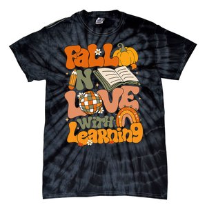 Fall In Love With Learning Autum Thanksgiving Teacher Tie-Dye T-Shirt