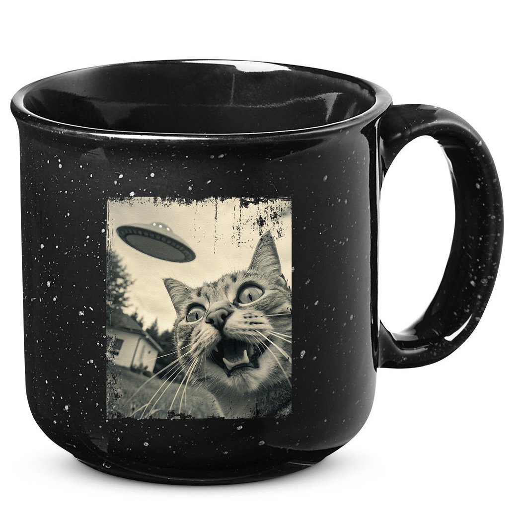 Funny Invasion Meme Vintage Alien Cat Ufo Selfie 15oz Campfire Ceramic Mug