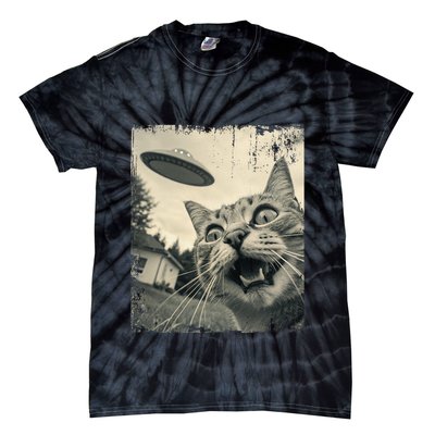 Funny Invasion Meme Vintage Alien Cat Ufo Selfie Tie-Dye T-Shirt