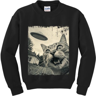 Funny Invasion Meme Vintage Alien Cat Ufo Selfie Kids Sweatshirt