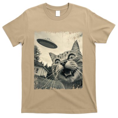 Funny Invasion Meme Vintage Alien Cat Ufo Selfie T-Shirt