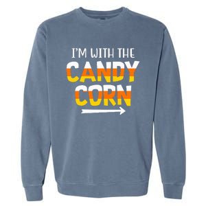 Funny Im With Candy Corn Halloween Matching Couples Garment-Dyed Sweatshirt