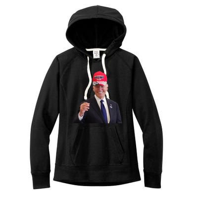 Funny Joe Biden Dons Trump 2024 Cap Wear A Trump Hat Women's Fleece Hoodie