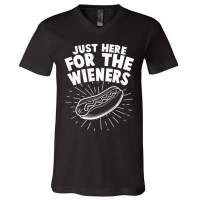 Funny Just Here For The Wieners Hotdog Lover Bbq V-Neck T-Shirt
