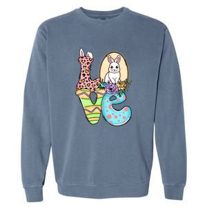 Funny Love Bunny Floral Easter Day Leopard Garment-Dyed Sweatshirt