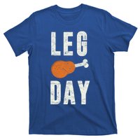 Fun Leg Day Thanksgiving Funny Gift Pilgrim Costume Turkey Day Gift T-Shirt