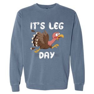 Funny Leg Day Pilgrim Thanksgiving Cotume Fast Turkey Run Cool Gift Garment-Dyed Sweatshirt