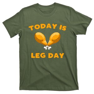 Fun Leg Day Thanksgiving Gifts Pilgrim Costume Turkey Day T-Shirt