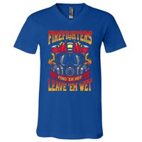 Firefighters Leave Em Wet! Gift V-Neck T-Shirt