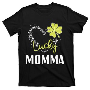 Funny Lucky Momma St Patricks Day gift T-Shirt