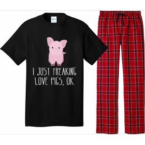 Freaking Love Pigs Gift Cute Pig Saying Gift Pajama Set